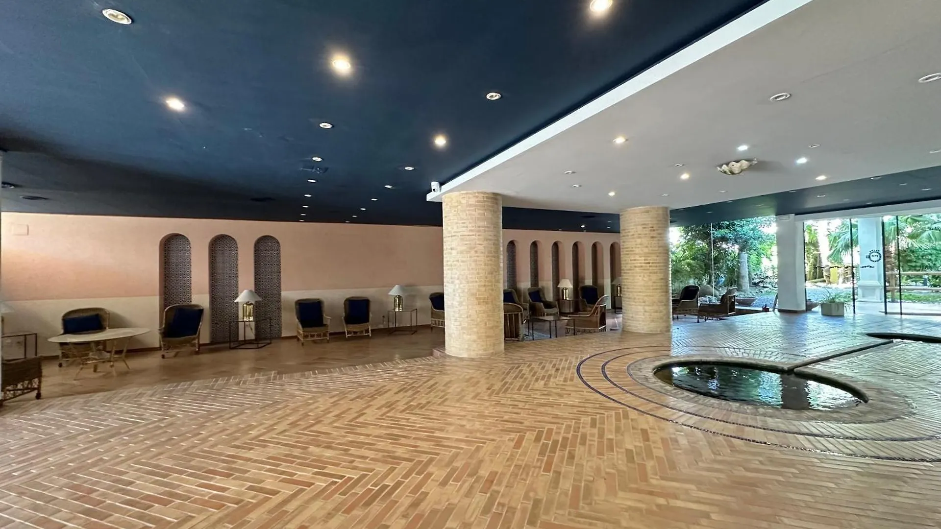 V029 - Royal Marina Appartement Roses