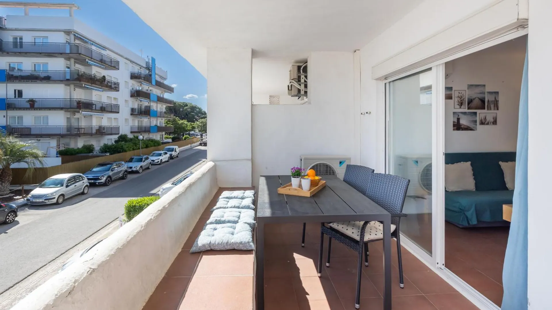 V029 - Royal Marina Appartement Roses 0*,